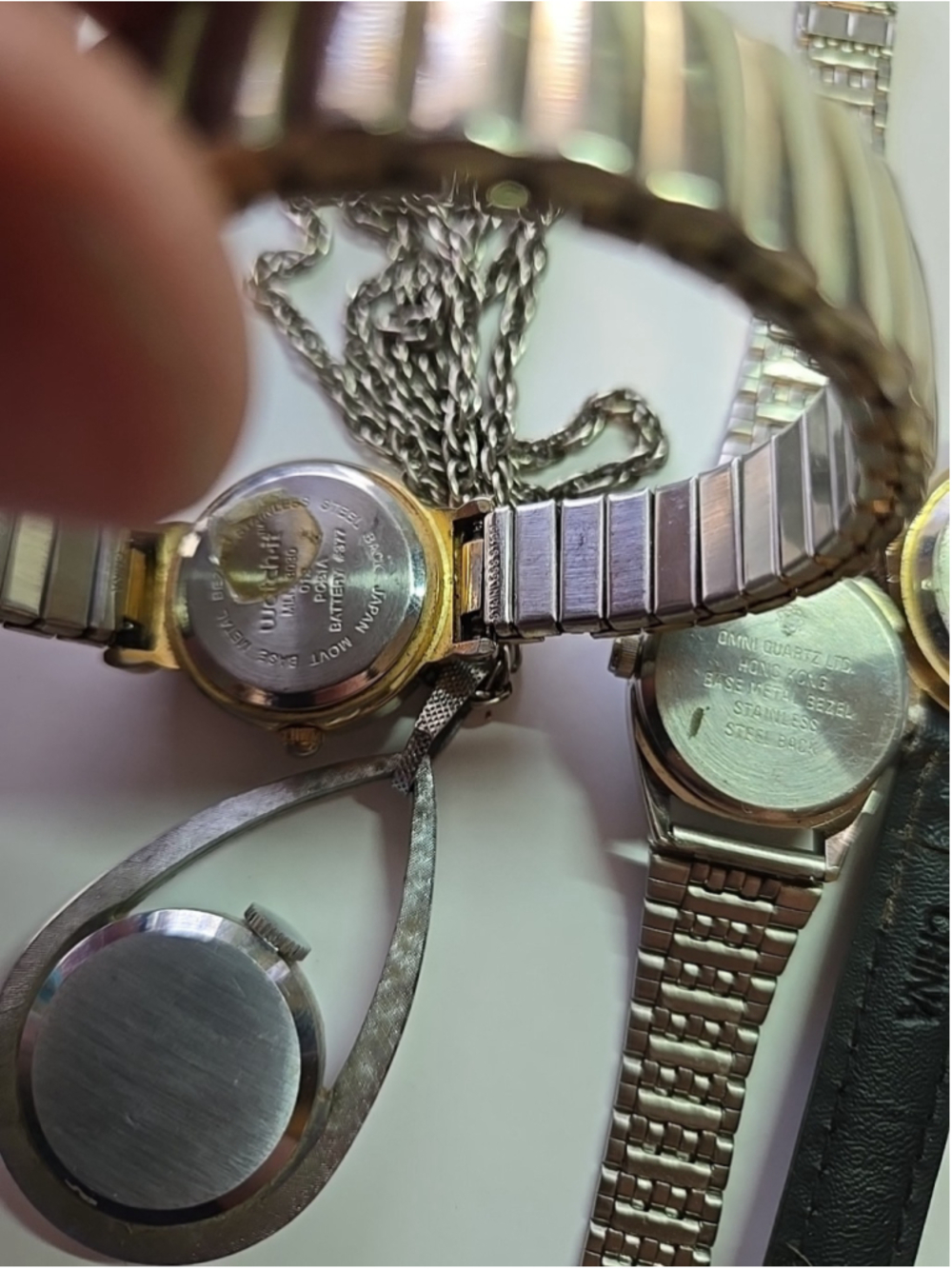 Five Vintage Women's Watches All Different Kinds For Parts Or Repair - Picture 12 of 12
